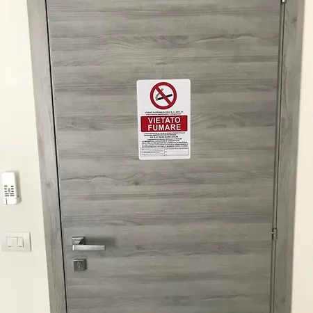 לינה וארוחת בוקר A Casa Di Gemma נאפולי